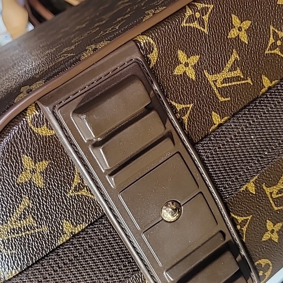 Louis Vuitton Pegase 50 Monogram Suitcase - Picture 5 of 15